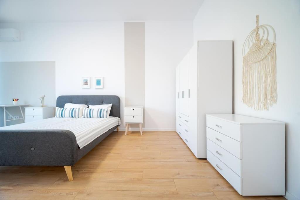 Mycampus 1 Bdrm, Stay 4, Free Parking, Garden, Self Check-In صوفيا المظهر الخارجي الصورة